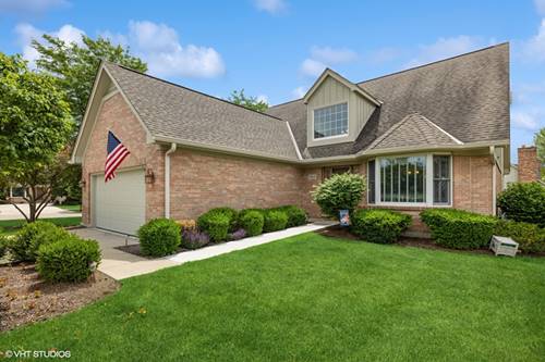 914 Wedgewood, Crystal Lake, IL 60014