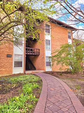 5538 E Lake Unit A, Lisle, IL 60532