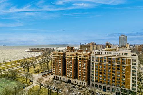 5300 S Shore Unit 59, Chicago, IL 60615