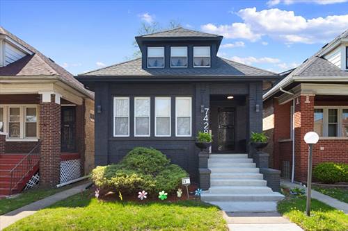 7428 S Perry, Chicago, IL 60621