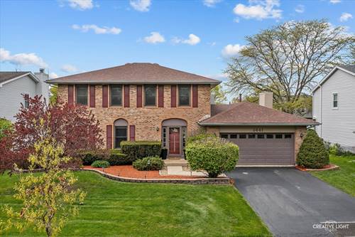 2441 Newport, Naperville, IL 60565