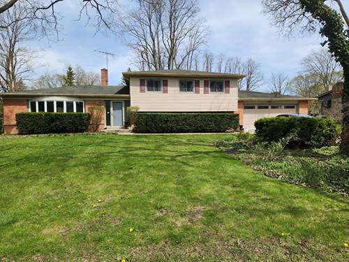 2243 Elm Ridge, Northbrook, IL 60062