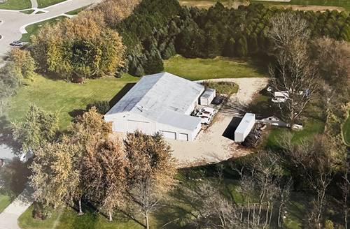 9204 Haligus, Huntley, IL 60142