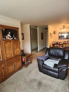 5975 N Odell Unit 2C, Chicago, IL 60631
