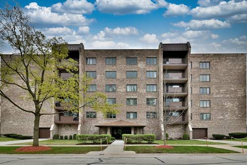 1595 Ashland Unit 304, Des Plaines, IL 60016