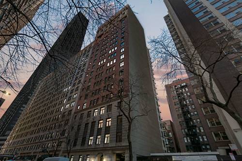 222 E Chestnut Unit 5C, Chicago, IL 60611
