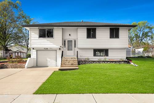 728 Boxwood, Schaumburg, IL 60193