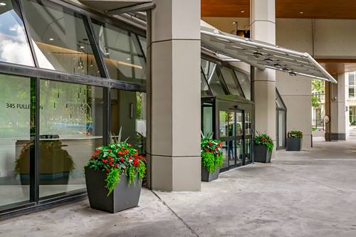 345 W Fullerton Unit 1303, Chicago, IL 60614