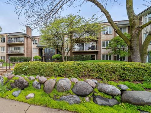 3 Oak Brook Club Unit E305, Oak Brook, IL 60523