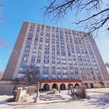 4300 W Ford City Unit 604, Chicago, IL 60652
