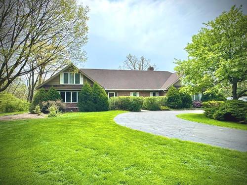 951 Hillcrest, Elgin, IL 60123