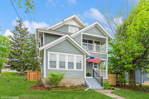 607 Geneva, St. Charles, IL 60174