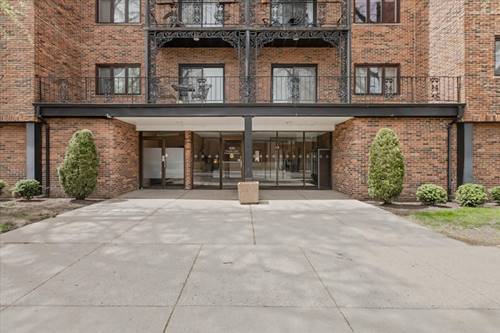 434 Clinton Unit 306, River Forest, IL 60305