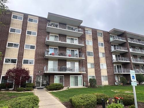 2900 Maple Unit 5A, Downers Grove, IL 60515