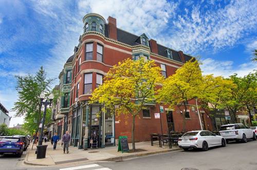 611 W Briar Unit 101, Chicago, IL 60657