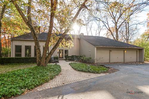 1849 Robinwood, Riverwoods, IL 60015
