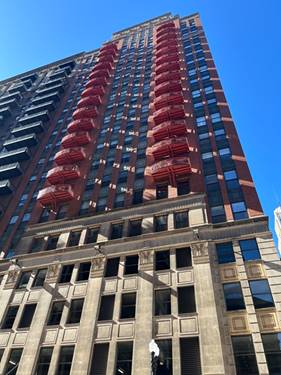 208 W Washington Unit 703, Chicago, IL 60606