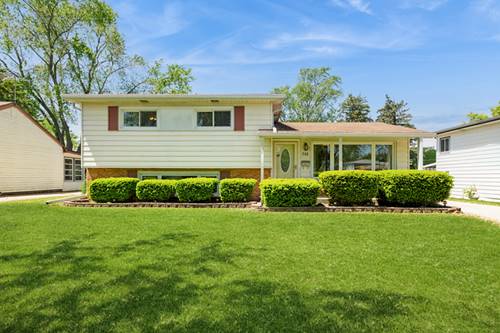 348 N Wesley, Addison, IL 60101