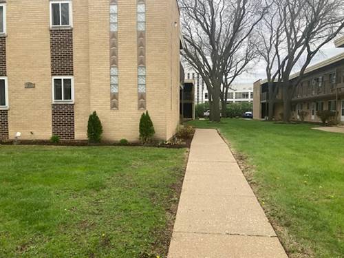 1017 Peterson Unit B3, Park Ridge, IL 60068