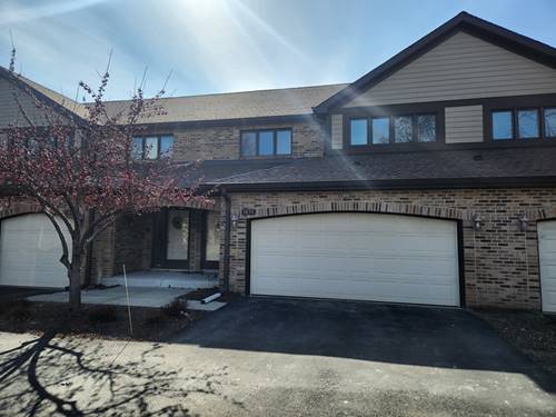 1835 Golf View, Bartlett, IL 60103