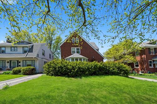 923 N Grove, Oak Park, IL 60302