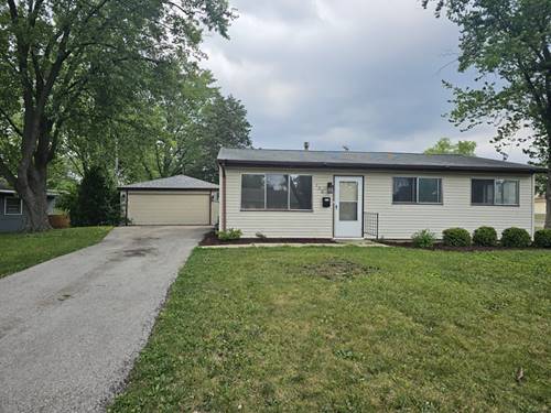 120 Grow, Streamwood, IL 60107
