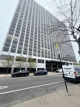 4343 N Clarendon Unit 1901, Chicago, IL 60613