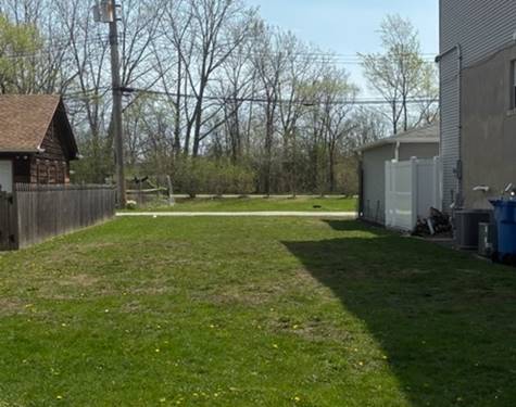 5621 N Kostner, Chicago, IL 60646