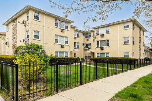 5700 W Montrose Unit 2D, Chicago, IL 60634