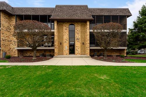 15724 Brassie Unit 2N, Orland Park, IL 60462
