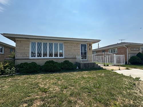 8517 W Carmen, Chicago, IL 60656