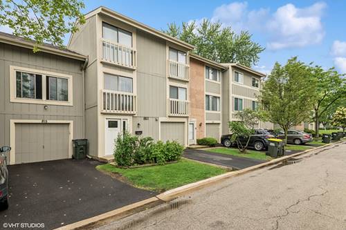 813 Shawnee, Roselle, IL 60172