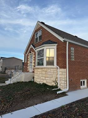 2427 N Erie, River Grove, IL 60171