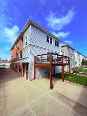 6845 W Leland, Harwood Heights, IL 60706