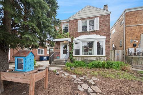 2815 W Jarvis, Chicago, IL 60645