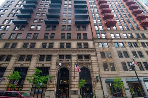 212 W Washington Unit 709, Chicago, IL 60606