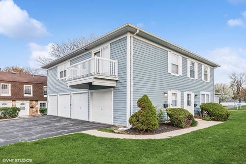 1387 Woodcutter Unit D, Wheaton, IL 60189