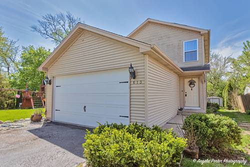 613 W Pheasant, Round Lake Beach, IL 60073
