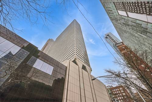 111 E Chestnut Unit 17K, Chicago, IL 60611