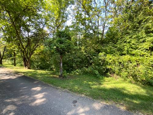 Lot 2 Maple, Yorkville, IL 60560