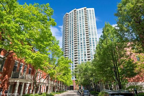501 N Clinton Unit 502, Chicago, IL 60654