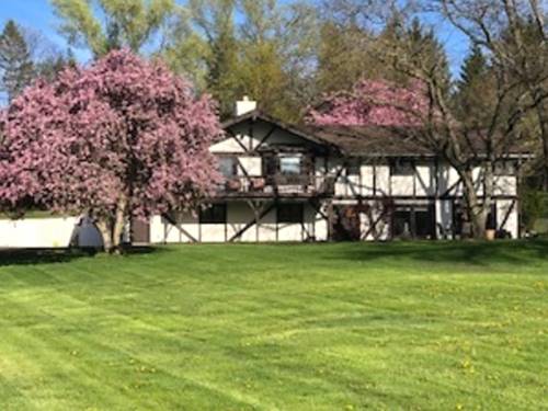 23105 N High Ridge, Barrington, IL 60010