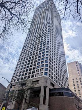 1030 N State Unit 39L, Chicago, IL 60610