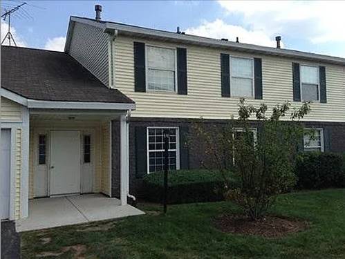 327 Newport Unit A2, Bartlett, IL 60103