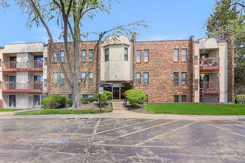 2212 Country Club Unit 2, Woodridge, IL 60517