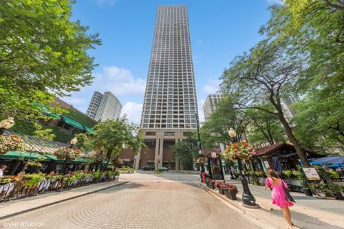 1030 N State Unit 30B, Chicago, IL 60610