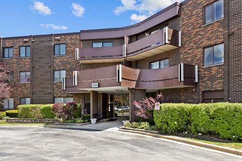 898 Wellington Unit 218, Elk Grove Village, IL 60007