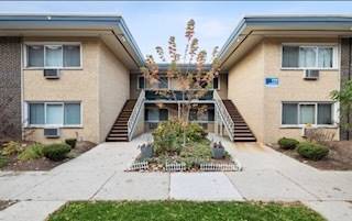 135 S Kenilworth Unit 8, Oak Park, IL 60302