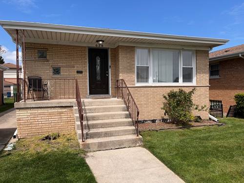 638 Paxton, Calumet City, IL 60409
