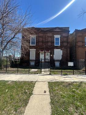 209 N La Crosse, Chicago, IL 60644